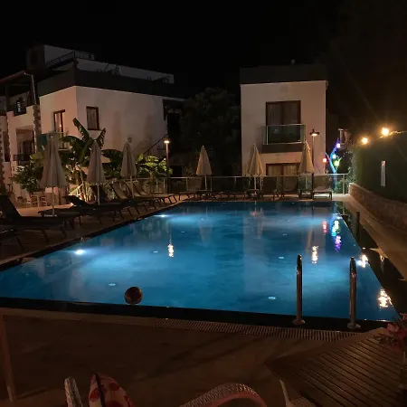 Orya Aparts Aparthotel