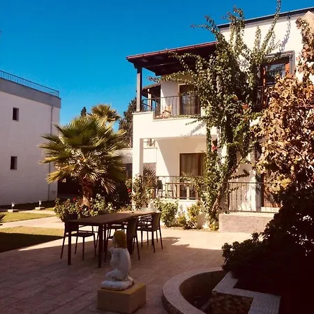 Orya Aparts * Gümbet