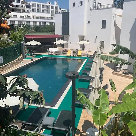 Aparthotel Orya Aparts *