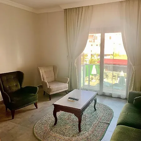 Orya Aparts Aparthotel