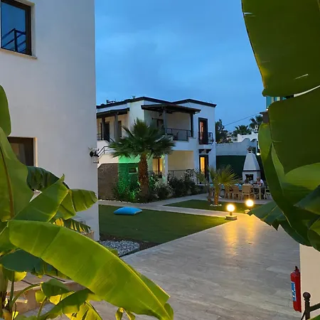 Orya Aparts Aparthotel