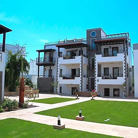 Orya Aparts 3* غومْبيت